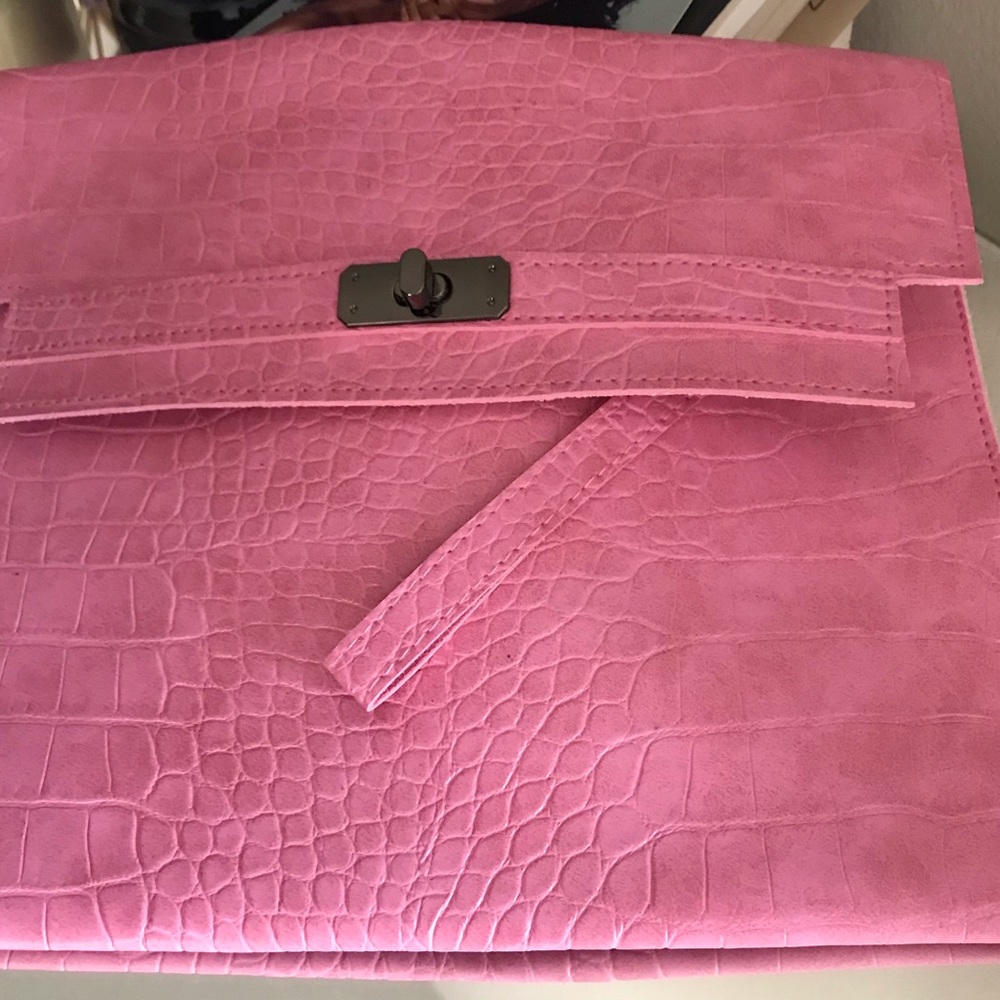 Wristlet/clutch